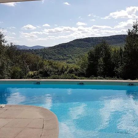 Large Quiet Stone House With Pool 빌라 *
